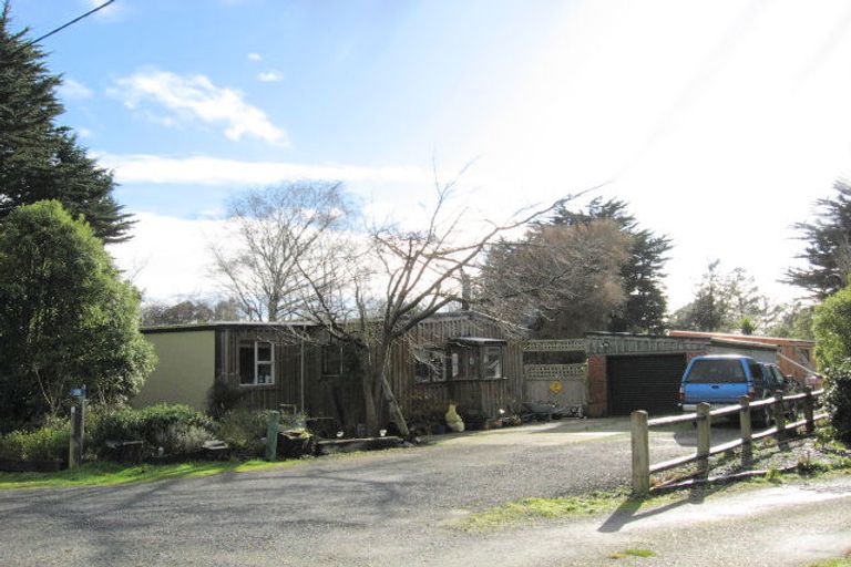 Photo of property in 28 Awarua Road, Otatara, Invercargill, 9879