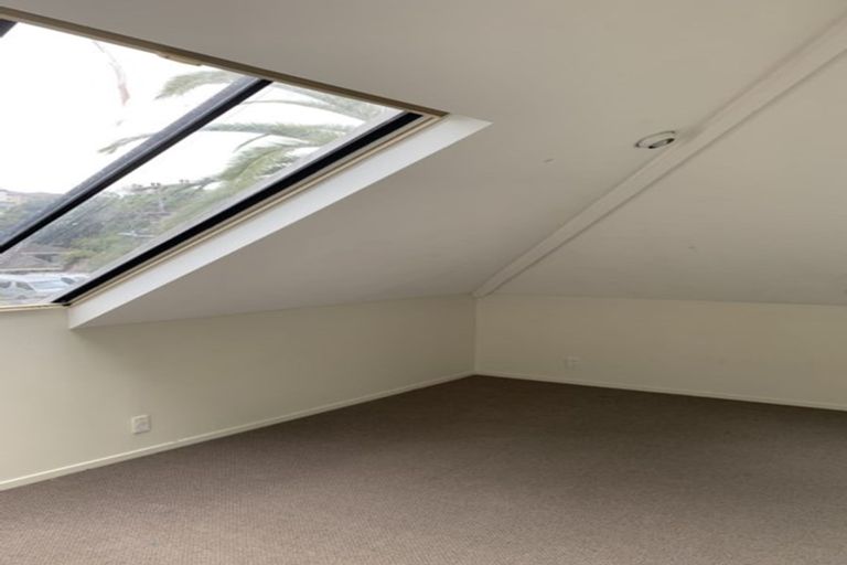 Photo of property in 1/25 Belmont Terrace, Milford, Auckland, 0620