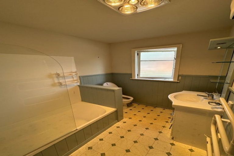 Photo of property in 1/44 Peer Street, Upper Riccarton, Christchurch, 8041