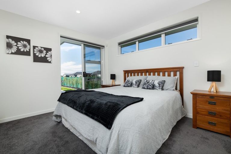 Photo of property in 77 Te Kio Crescent, Papamoa Beach, Papamoa, 3118