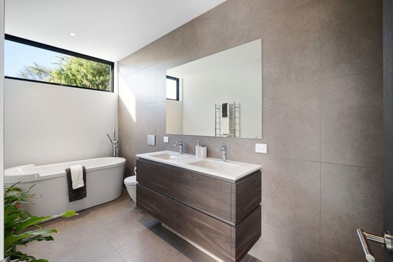 Photo of property in 20 Kiteroa Place, Cashmere, Christchurch, 8022