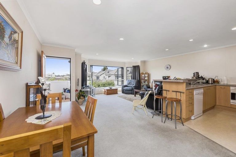 Photo of property in 32d Miro Street, Mount Maunganui, 3116