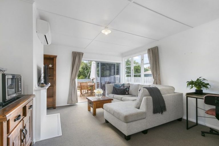 Photo of property in 47 Naenae Road, Naenae, Lower Hutt, 5011