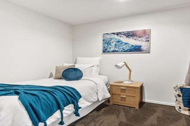 Photo of property in 2/31 Bowater Place, Manurewa, Auckland, 2102