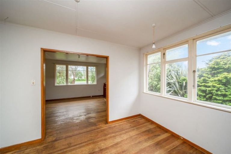 Photo of property in 47 Hussey Street, Waverley, 4510