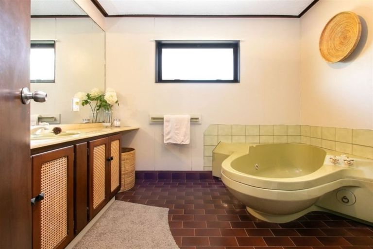 Photo of property in 5 Thurley Place, Bay View, Napier, 4104