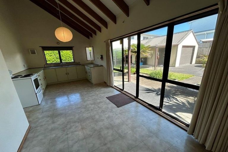Photo of property in 698b Papamoa Beach Road, Papamoa Beach, Papamoa, 3118