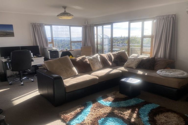 Photo of property in 1/7 Morice Place, Torbay, Auckland, 0630