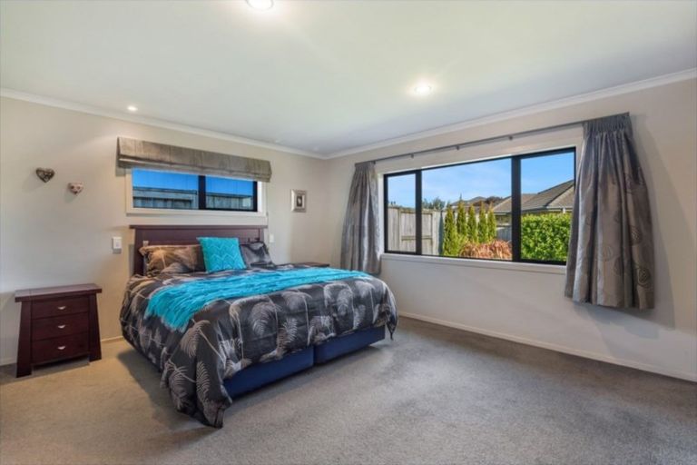 Photo of property in 47 Aquila Crescent, Rototuna North, Hamilton, 3210