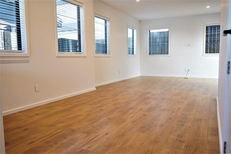 Photo of property in 35c Vincent Street, Howick, Auckland, 2014