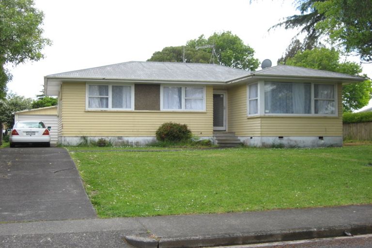 Photo of property in 19 Tairere Crescent, Rosehill, Papakura, 2113