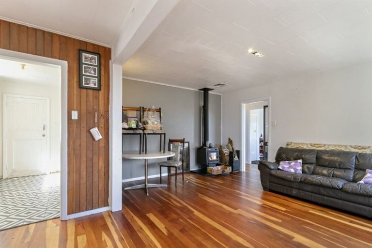 Photo of property in 71 Petrie Street, Wainuiomata, Lower Hutt, 5014