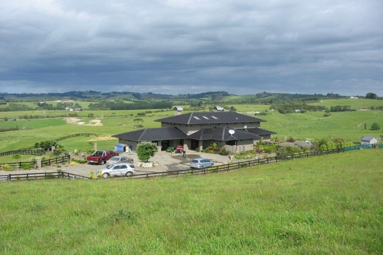 Photo of property in 141 Valley Road, Waitoki, Kaukapakapa, 0871