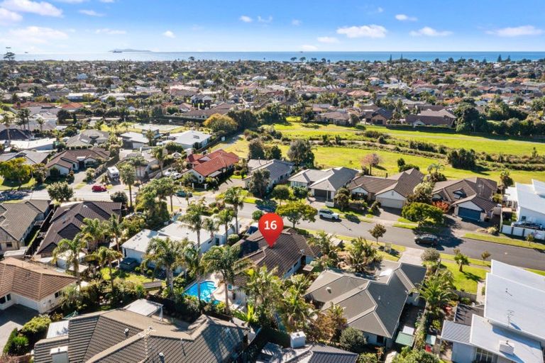 Photo of property in 16 Oriental Parade, Papamoa Beach, Papamoa, 3118