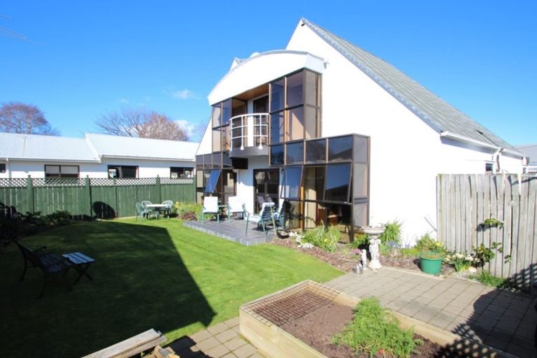 Photo of property in 16 Traford Street, Gore, 9710