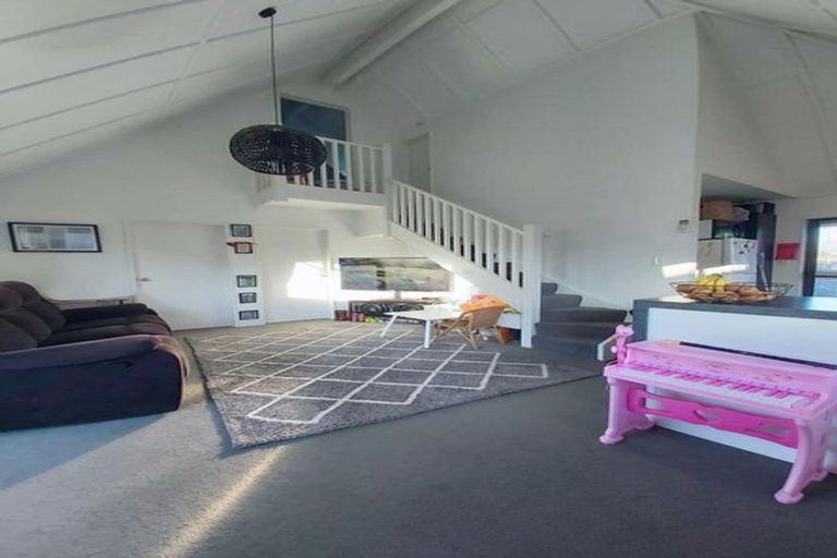 Photo of property in 9/58 Manuroa Road, Takanini, 2112