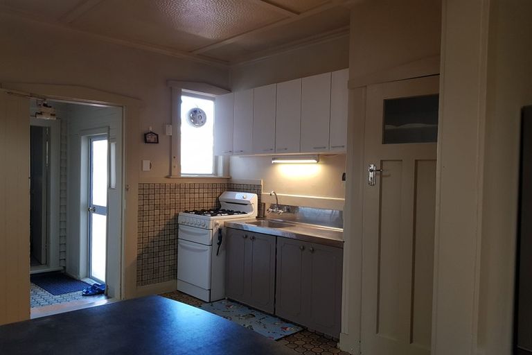 Photo of property in 16 Trafalgar Street, Johnsonville, Wellington, 6037