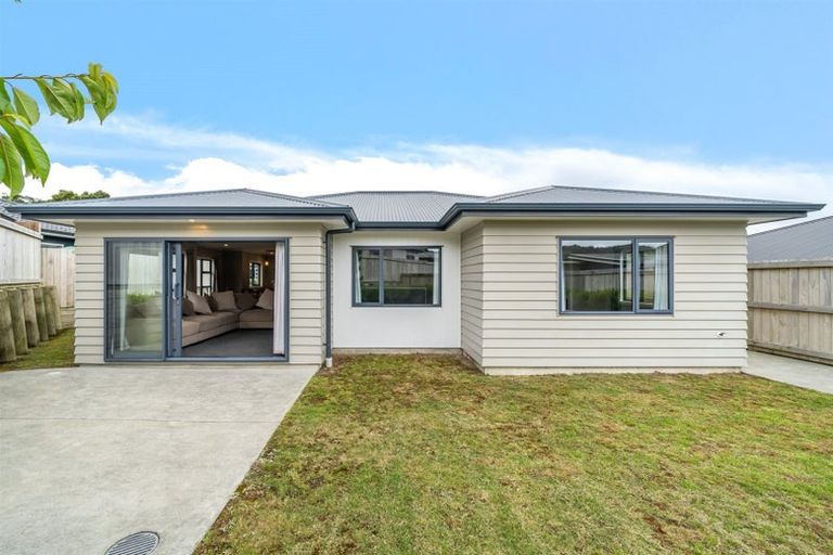 Photo of property in 24 Brian Morgan Terrace, Wainuiomata, Lower Hutt, 5014