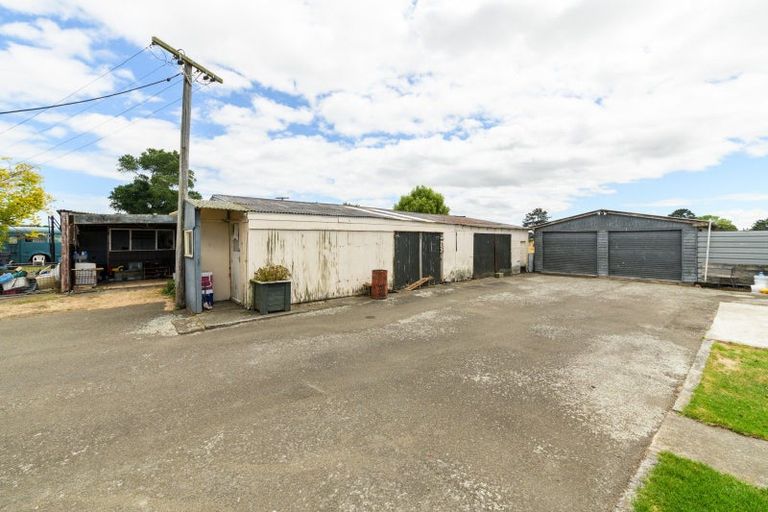 Photo of property in 15 Rangiotu Road, Himatangi, Palmerston North, 4477
