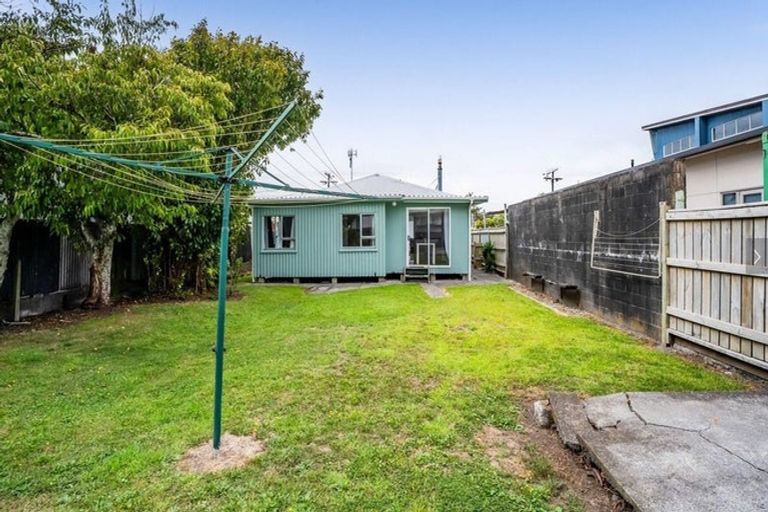 Photo of property in 19a Grey Street, Waitara, 4320