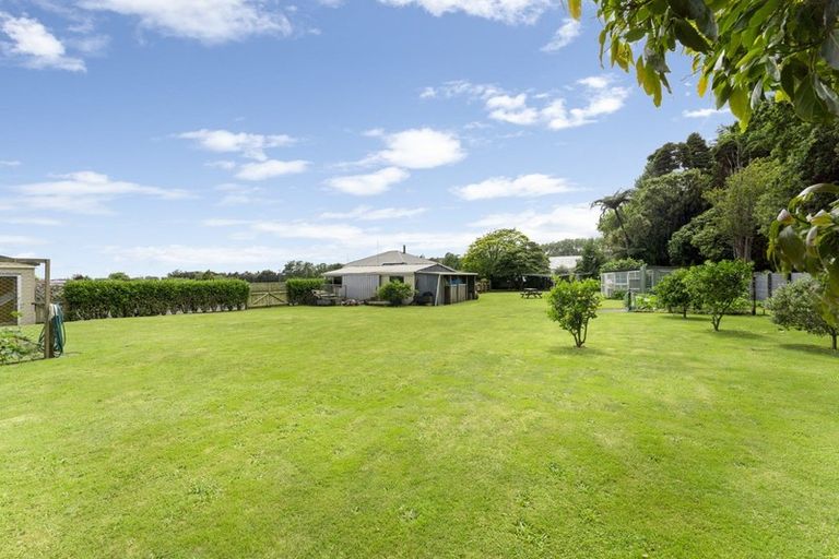 Photo of property in 1038 Mountain Road, Waiongana, Inglewood, 4389