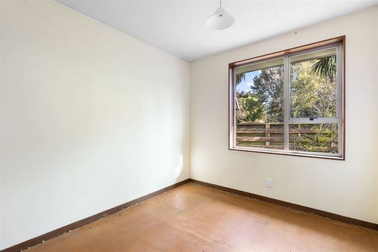 Photo of property in 47 Oakley Crescent, Hornby, Christchurch, 8042