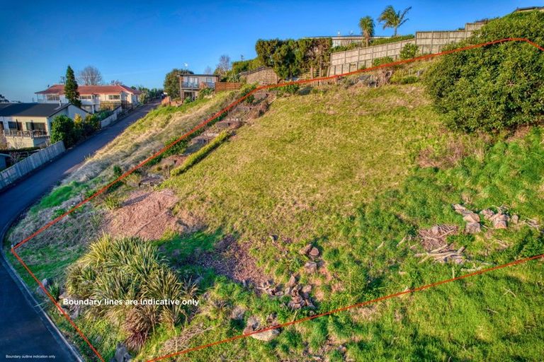 Photo of property in 5 Flight Valley Way, Welcome Bay, Tauranga, 3175
