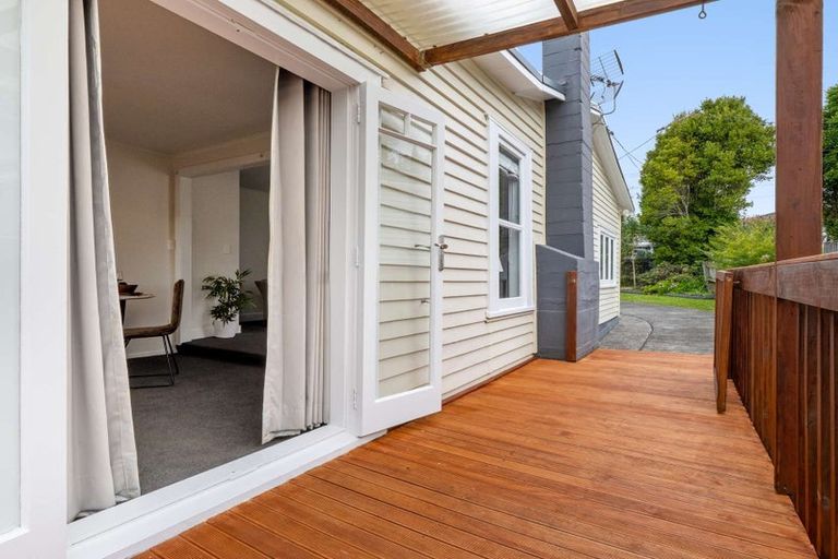 Photo of property in 177 Don Buck Road, Massey, Auckland, 0614