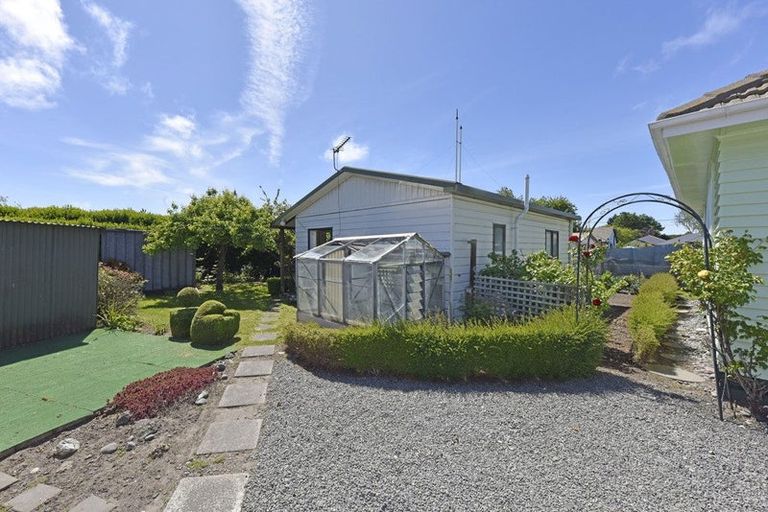 Photo of property in 5 Westcott Street, Dallington, Christchurch, 8061