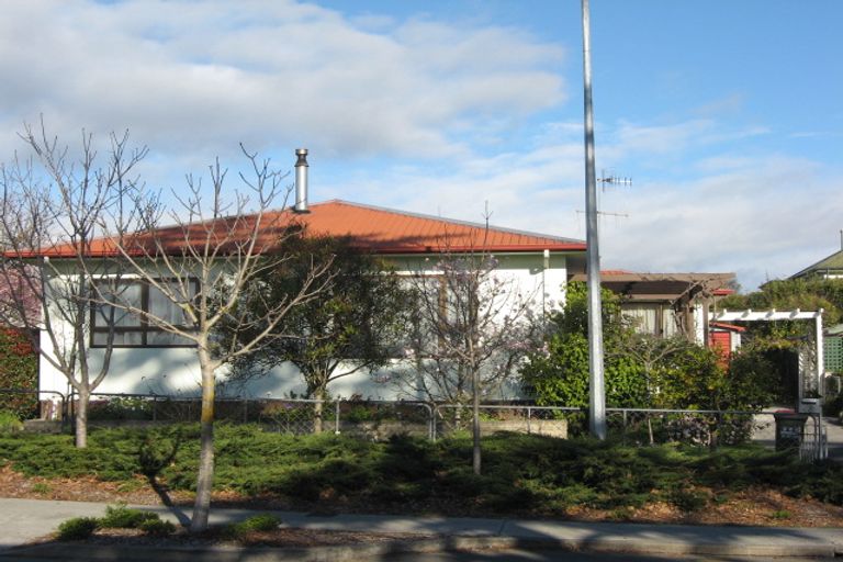 Photo of property in 48 Te Mata Road, Havelock North, 4130