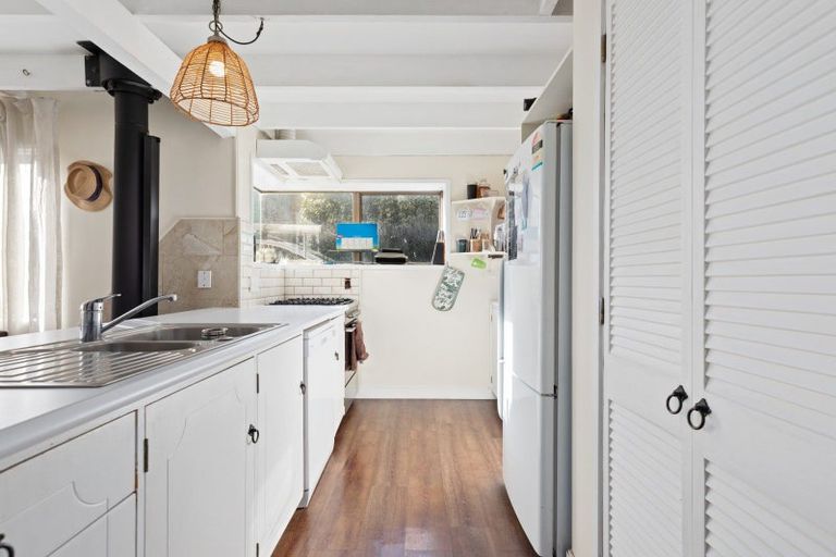 Photo of property in 42 Victory Street, Welcome Bay, Tauranga, 3112