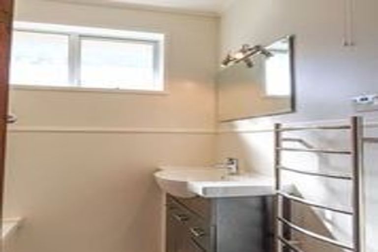 Photo of property in 33 Gorman Street, Macandrew Bay, Dunedin, 9014