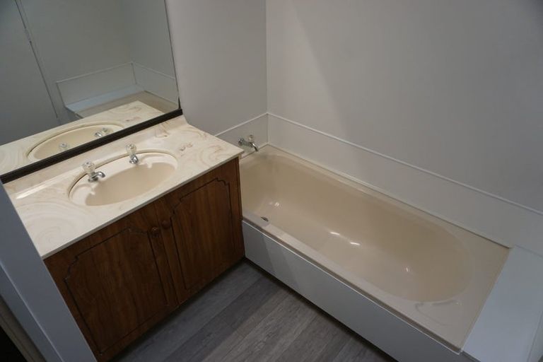 Photo of property in 2/140 Fraser Street, Tauranga South, Tauranga, 3112