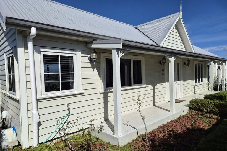 Photo of property in 225 Paremoremo Road, Lucas Heights, Auckland, 0632