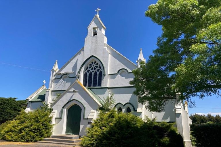 Photo of property in 24 Thackeray Street, Saint Andrews, 7988