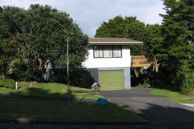 Photo of property in 20 Paulownia Place, Totara Heights, Auckland, 2105