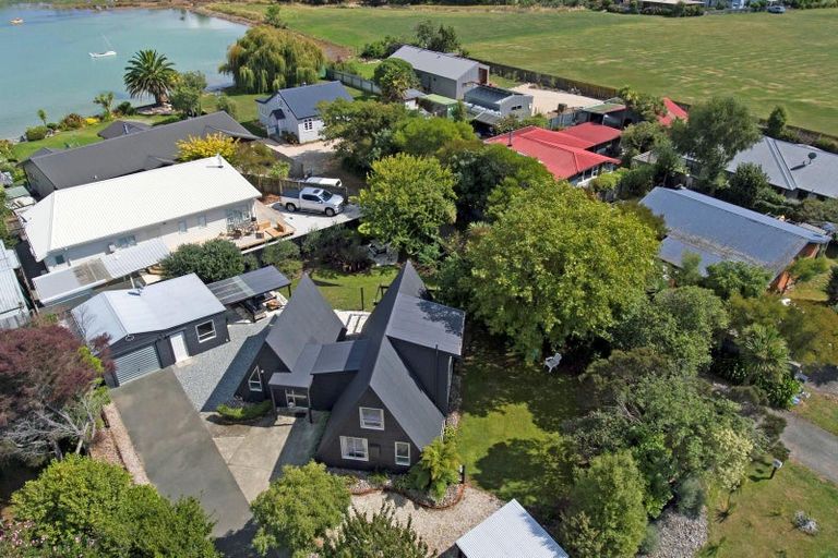 Photo of property in 26 Tahi Street, Mapua, 7005