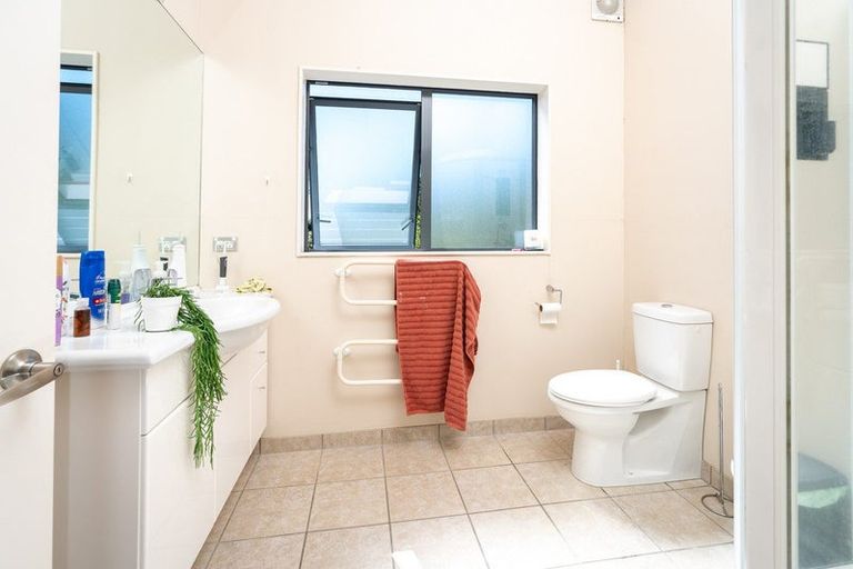 Photo of property in 179 Karepa Street, Brooklyn, Wellington, 6021