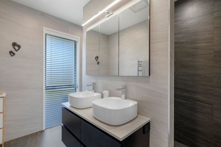 Photo of property in 53 Robert Hastie Drive, Mangawhai, 0573