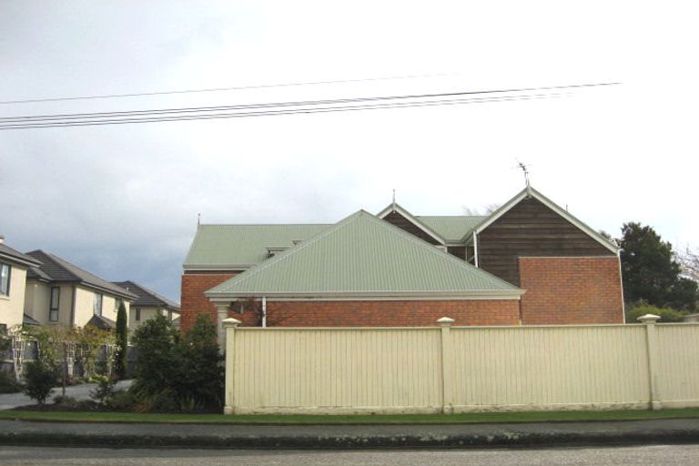 Photo of property in 1/61 Hawkesbury Avenue, St Albans, Christchurch, 8014