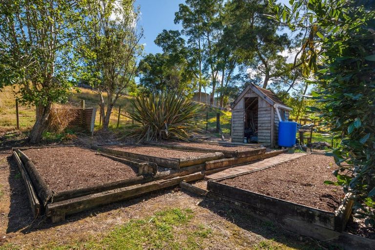 Photo of property in 326 Upper Waiwera Road, Puhoi, Silverdale, 0994