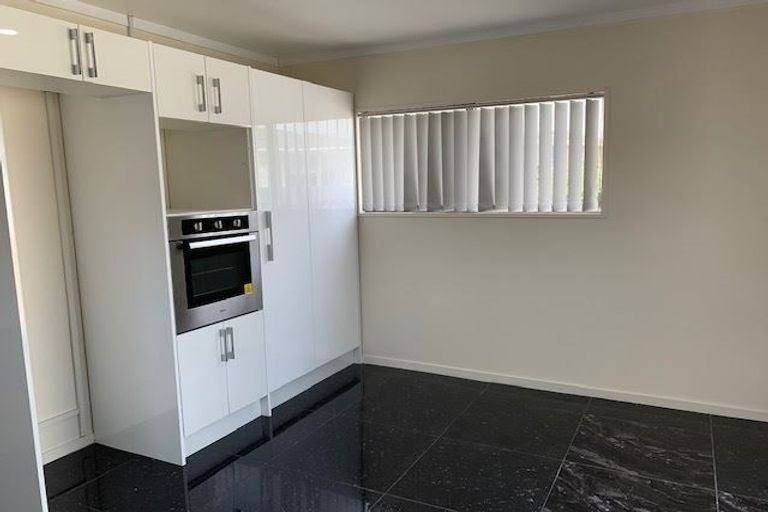 Photo of property in 22 Ivon Road, Otara, Auckland, 2023