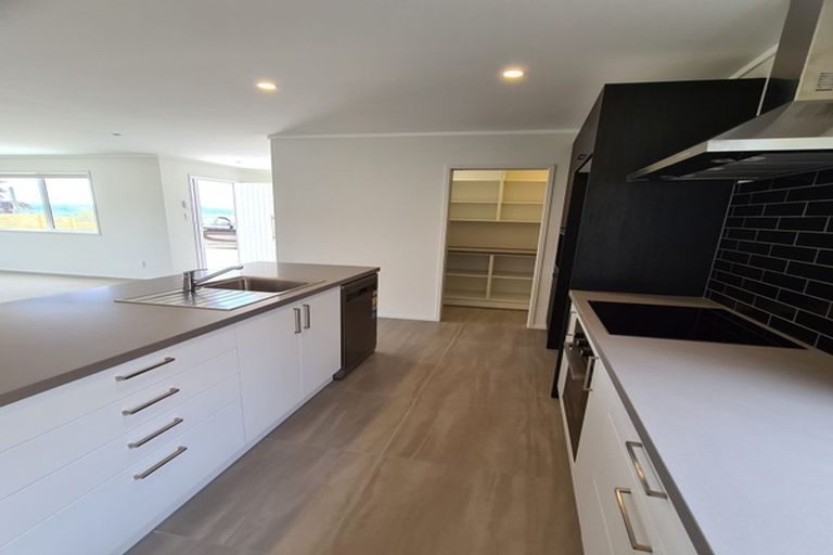 Photo of property in 9a Anzac Road, Pukekohe, 2120