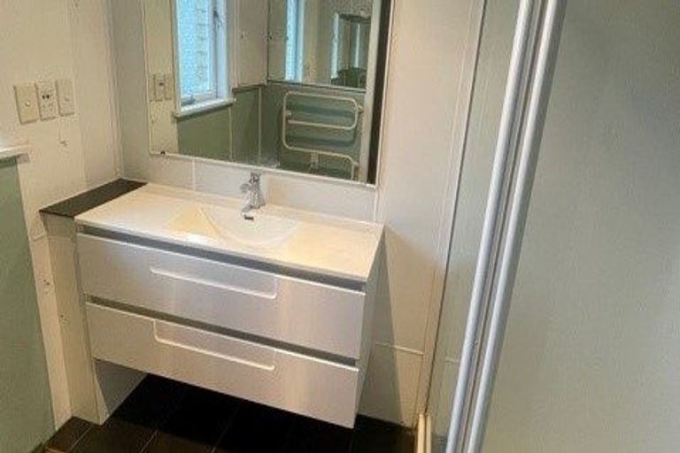 Photo of property in 4 Aurora Terrace, Hillcrest, Hamilton, 3216