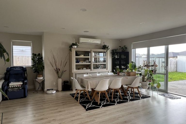 Photo of property in 4 Vue Terrace, Silverdale, 0932