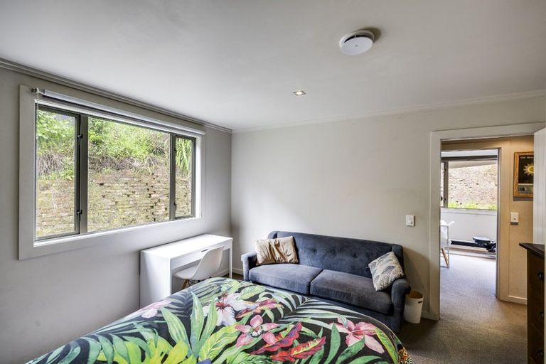 Photo of property in 49 Chaucer Road, Hospital Hill, Napier, 4110