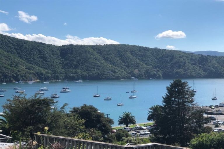 Photo of property in 4 Finlay Grove, Waikawa, Picton, 7220