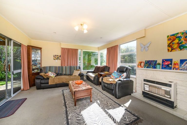Photo of property in 7 Tabak Crescent, Takaro, Palmerston North, 4412
