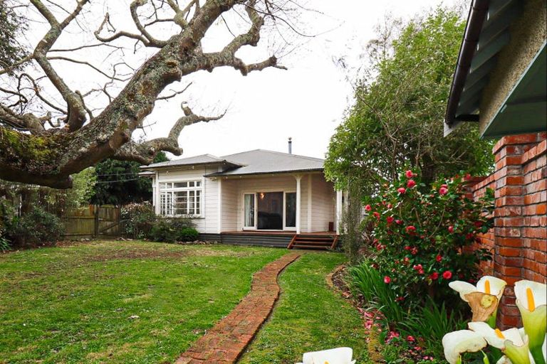 Photo of property in 30 Victoria Avenue, Dannevirke, 4930