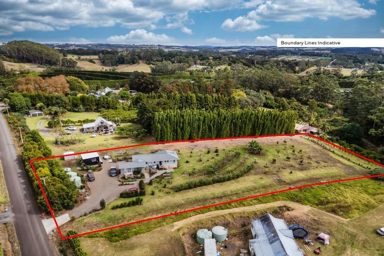 Photo of property in 16 Poplar Lane, Kerikeri, 0293